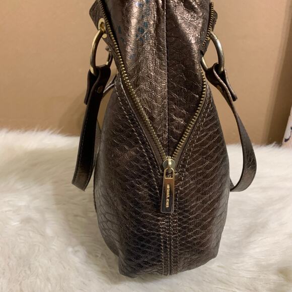 MICHAEL KORS Bronze Snakeskin Embossed Leather MOXLEY Shoulder Tote - Picture 3 of 16